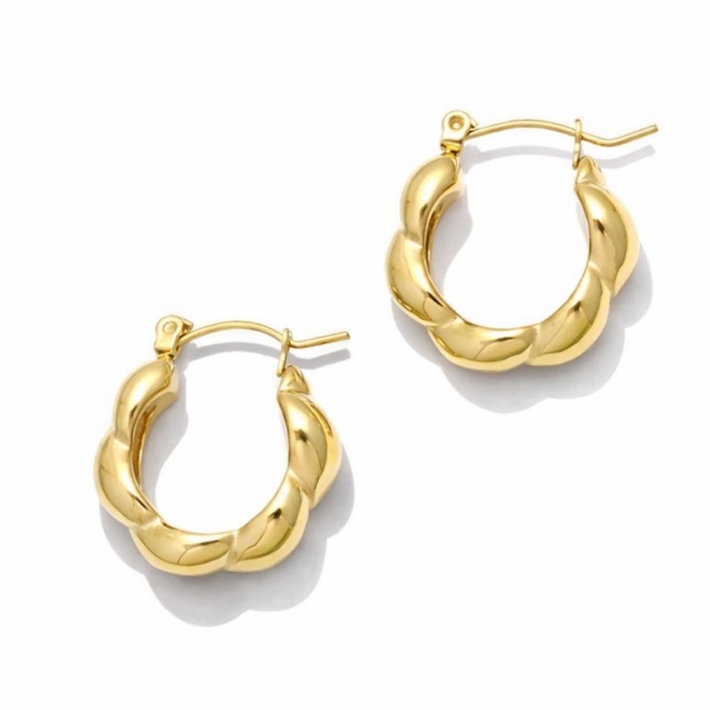 New! Gold Twisted Hoop Earrings (2001) NWOT - Picture 3 of 4